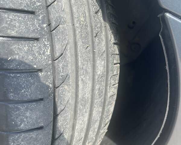 Серый Рено Лагуна, объемом двигателя 2 л и пробегом 210 тыс. км за 8000 $, фото 10 на Automoto.ua