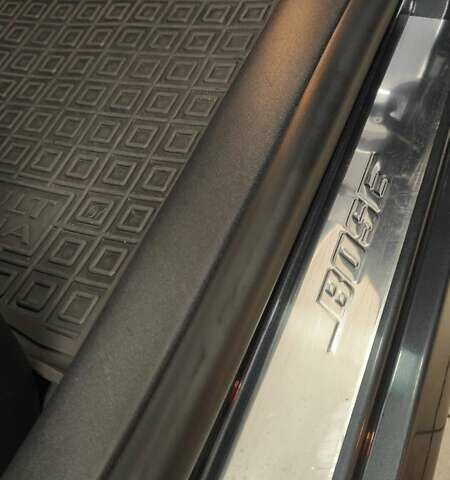 Серый Рено Лагуна, объемом двигателя 2 л и пробегом 290 тыс. км за 9500 $, фото 31 на Automoto.ua