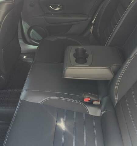 Серый Рено Лагуна, объемом двигателя 2 л и пробегом 290 тыс. км за 9500 $, фото 33 на Automoto.ua