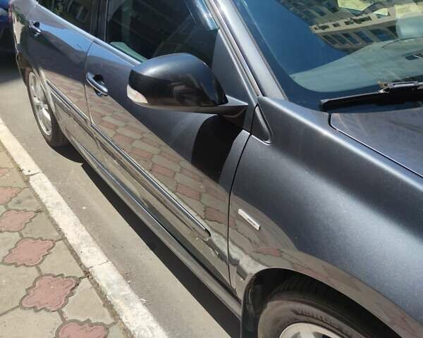 Серый Рено Лагуна, объемом двигателя 2 л и пробегом 290 тыс. км за 9500 $, фото 13 на Automoto.ua