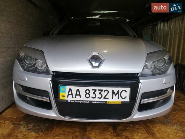 Серый Рено Лагуна, объемом двигателя 1.5 л и пробегом 348 тыс. км за 9300 $, фото 8 на Automoto.ua
