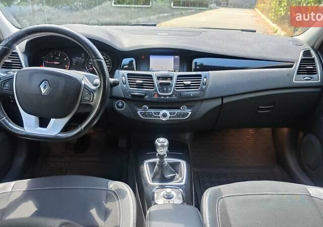 Серый Рено Лагуна, объемом двигателя 2 л и пробегом 290 тыс. км за 9500 $, фото 34 на Automoto.ua