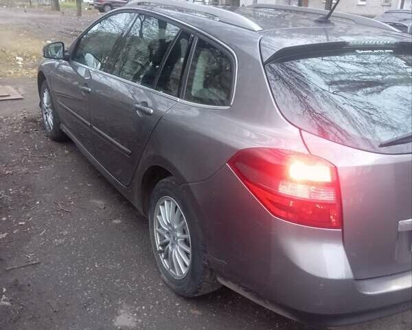 Серый Рено Лагуна, объемом двигателя 1.5 л и пробегом 272 тыс. км за 8000 $, фото 11 на Automoto.ua