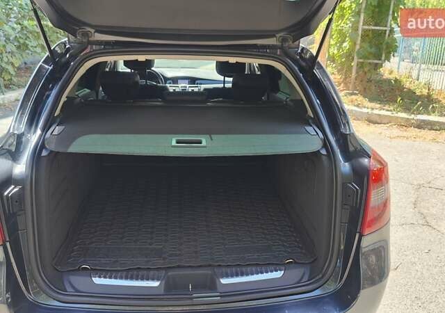 Серый Рено Лагуна, объемом двигателя 2 л и пробегом 290 тыс. км за 9500 $, фото 37 на Automoto.ua