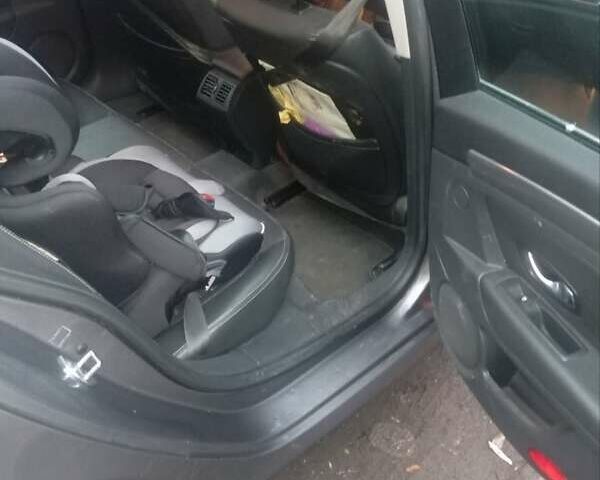 Серый Рено Лагуна, объемом двигателя 1.5 л и пробегом 272 тыс. км за 8000 $, фото 6 на Automoto.ua