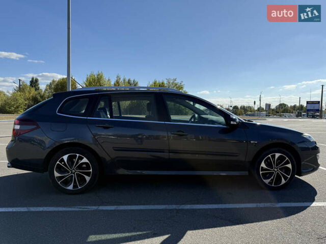 Серый Рено Лагуна, объемом двигателя 2 л и пробегом 181 тыс. км за 12500 $, фото 1 на Automoto.ua