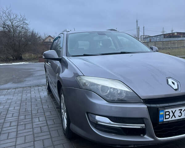 Серый Рено Лагуна, объемом двигателя 1.5 л и пробегом 255 тыс. км за 6200 $, фото 3 на Automoto.ua