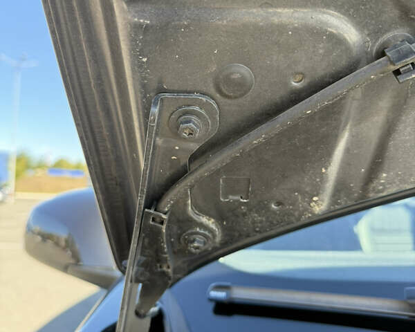 Серый Рено Лагуна, объемом двигателя 2 л и пробегом 181 тыс. км за 12200 $, фото 18 на Automoto.ua