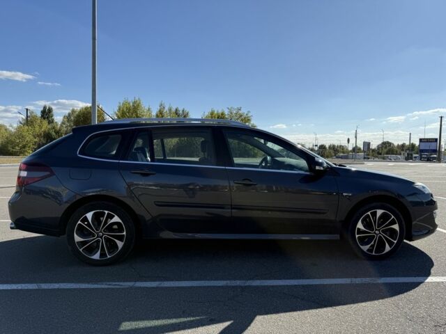 Серый Рено Лагуна, объемом двигателя 2 л и пробегом 181 тыс. км за 12200 $, фото 1 на Automoto.ua