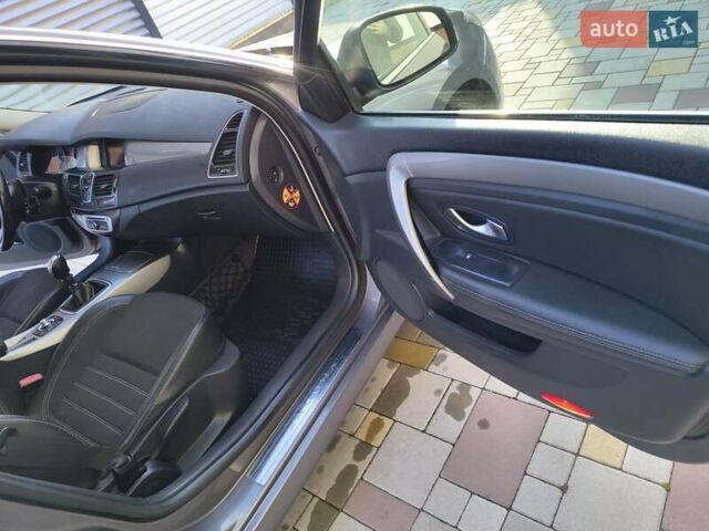 Серый Рено Лагуна, объемом двигателя 1.46 л и пробегом 305 тыс. км за 7500 $, фото 10 на Automoto.ua