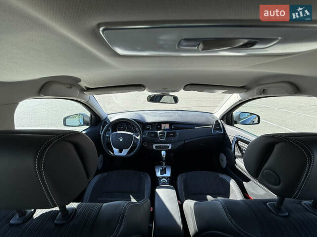 Серый Рено Лагуна, объемом двигателя 2 л и пробегом 181 тыс. км за 12200 $, фото 13 на Automoto.ua