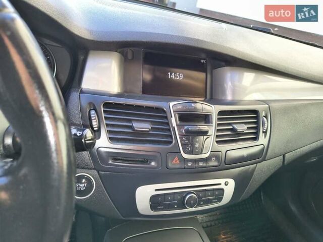 Серый Рено Лагуна, объемом двигателя 1.46 л и пробегом 305 тыс. км за 7500 $, фото 32 на Automoto.ua