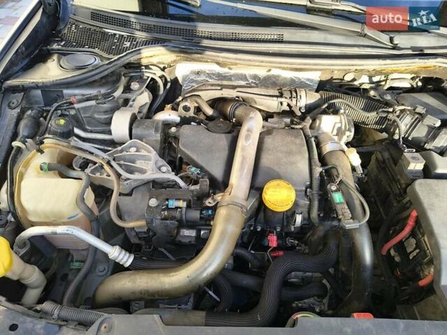 Серый Рено Лагуна, объемом двигателя 1.46 л и пробегом 305 тыс. км за 7500 $, фото 30 на Automoto.ua