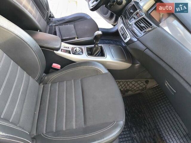 Серый Рено Лагуна, объемом двигателя 1.46 л и пробегом 305 тыс. км за 7500 $, фото 11 на Automoto.ua