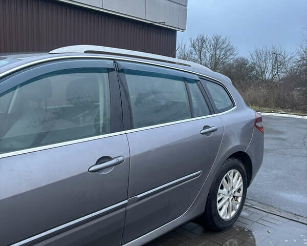 Серый Рено Лагуна, объемом двигателя 1.5 л и пробегом 255 тыс. км за 6200 $, фото 15 на Automoto.ua