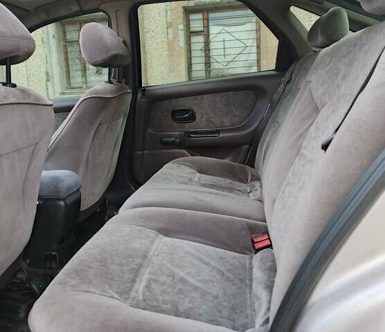 Серый Рено Лагуна, объемом двигателя 1.9 л и пробегом 283 тыс. км за 2900 $, фото 8 на Automoto.ua