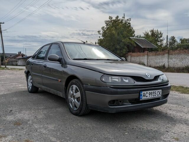 Сірий Рено Лагуна, об'ємом двигуна 1.8 л та пробігом 238 тис. км за 1600 $, фото 1 на Automoto.ua