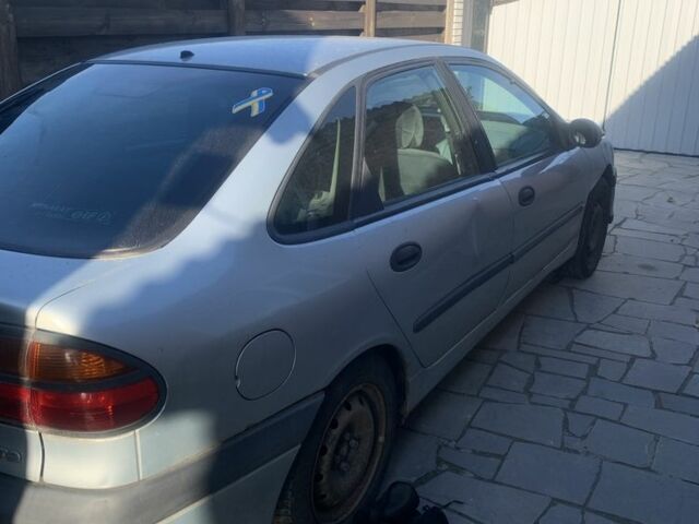 Сірий Рено Лагуна, об'ємом двигуна 1.6 л та пробігом 3 тис. км за 477 $, фото 1 на Automoto.ua