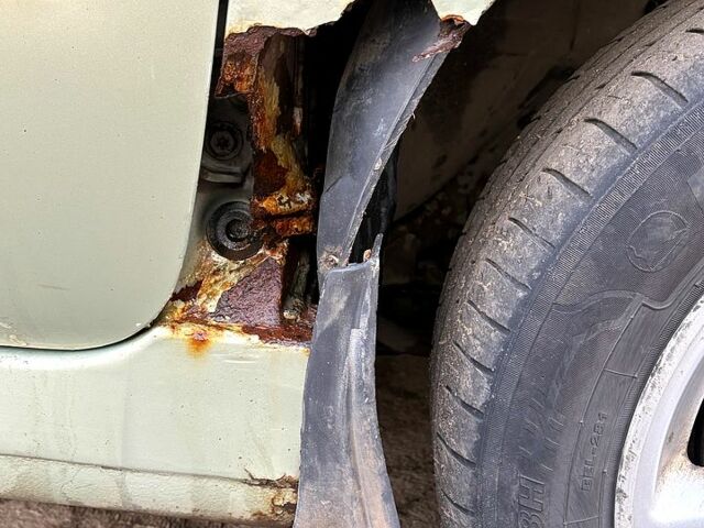 Серый Рено Лагуна, объемом двигателя 1.6 л и пробегом 0 тыс. км за 2500 $, фото 4 на Automoto.ua