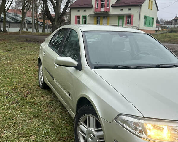 Серый Рено Лагуна, объемом двигателя 1.87 л и пробегом 290 тыс. км за 3500 $, фото 6 на Automoto.ua