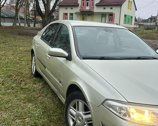 Серый Рено Лагуна, объемом двигателя 1.87 л и пробегом 290 тыс. км за 3500 $, фото 7 на Automoto.ua