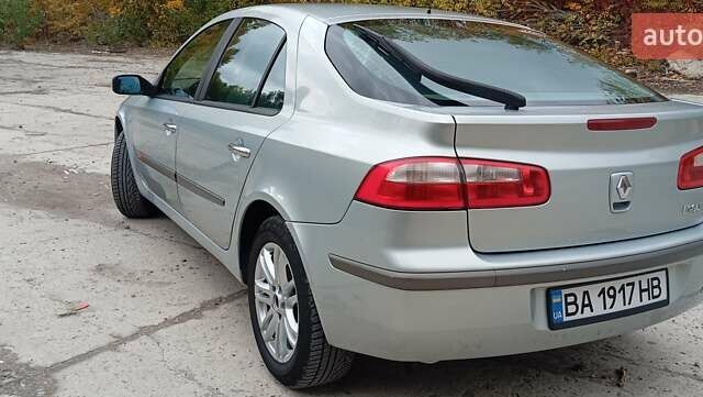 Серый Рено Лагуна, объемом двигателя 1.8 л и пробегом 139 тыс. км за 4700 $, фото 4 на Automoto.ua