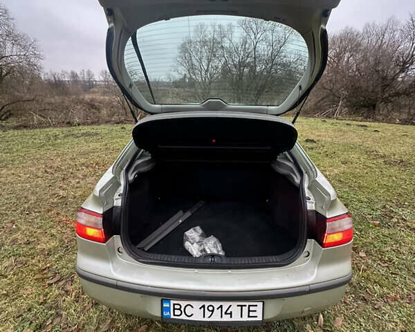 Серый Рено Лагуна, объемом двигателя 1.87 л и пробегом 290 тыс. км за 3500 $, фото 14 на Automoto.ua