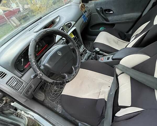 Серый Рено Лагуна, объемом двигателя 1.9 л и пробегом 334 тыс. км за 2100 $, фото 5 на Automoto.ua