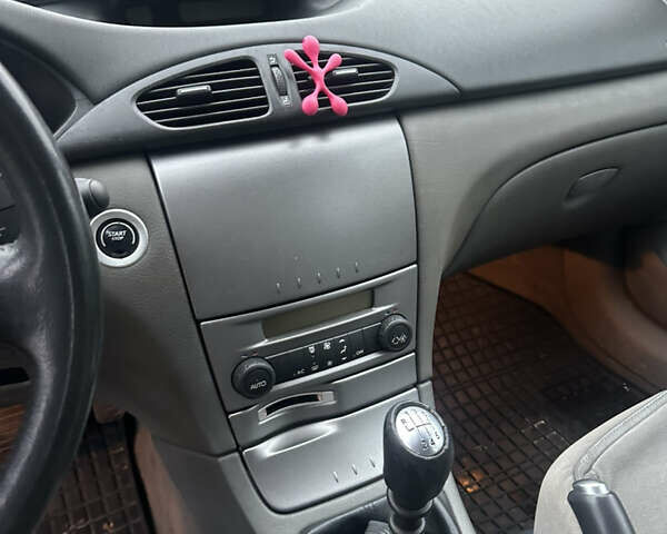 Серый Рено Лагуна, объемом двигателя 1.87 л и пробегом 290 тыс. км за 3500 $, фото 15 на Automoto.ua