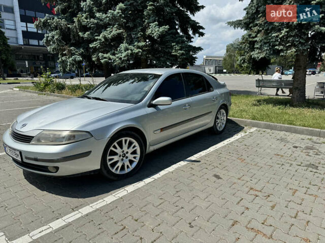 Серый Рено Лагуна, объемом двигателя 1.9 л и пробегом 390 тыс. км за 3100 $, фото 2 на Automoto.ua
