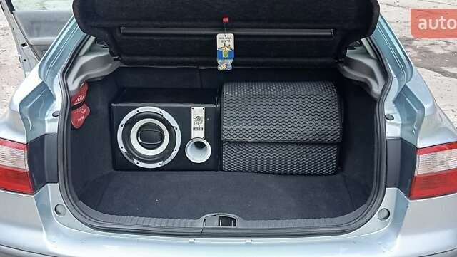 Серый Рено Лагуна, объемом двигателя 1.8 л и пробегом 139 тыс. км за 4700 $, фото 8 на Automoto.ua