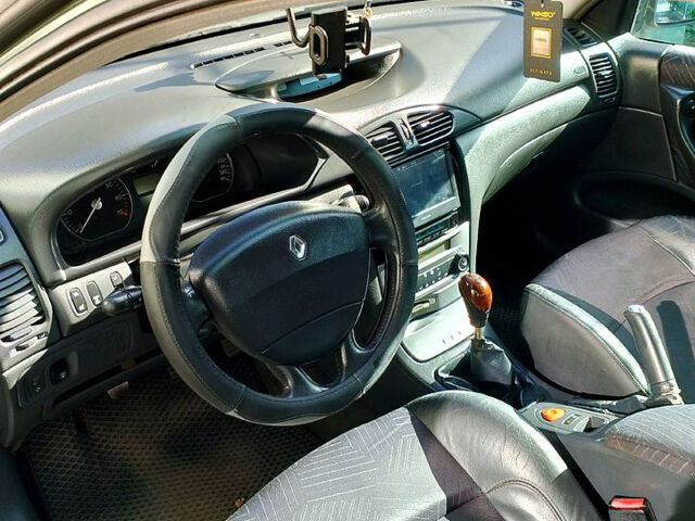 Серый Рено Лагуна, объемом двигателя 1.8 л и пробегом 280 тыс. км за 3000 $, фото 12 на Automoto.ua