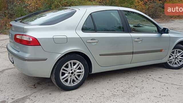 Серый Рено Лагуна, объемом двигателя 1.8 л и пробегом 139 тыс. км за 4700 $, фото 2 на Automoto.ua