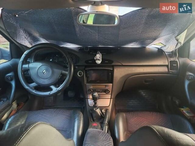 Серый Рено Лагуна, объемом двигателя 1.9 л и пробегом 430 тыс. км за 3700 $, фото 5 на Automoto.ua