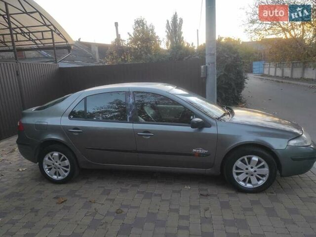 Серый Рено Лагуна, объемом двигателя 1.78 л и пробегом 218 тыс. км за 2999 $, фото 9 на Automoto.ua