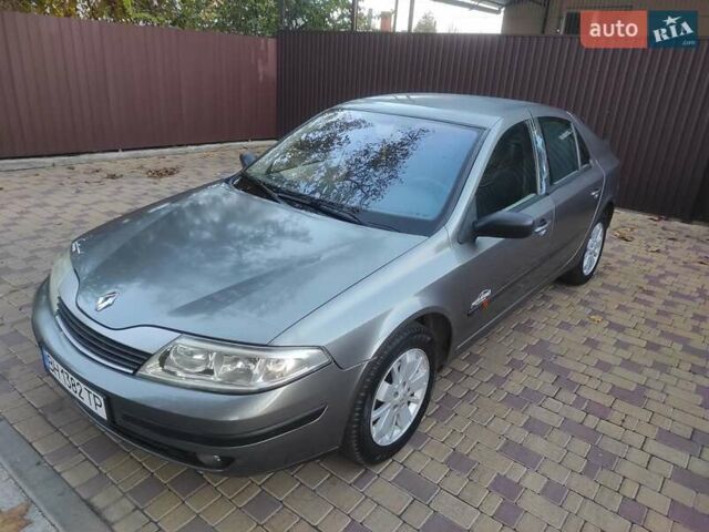Серый Рено Лагуна, объемом двигателя 1.78 л и пробегом 218 тыс. км за 2999 $, фото 11 на Automoto.ua