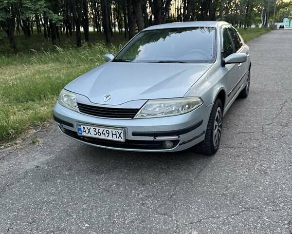 Серый Рено Лагуна, объемом двигателя 1.9 л и пробегом 350 тыс. км за 3200 $, фото 2 на Automoto.ua