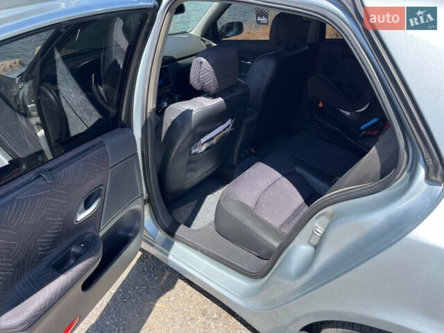 Серый Рено Лагуна, объемом двигателя 1.87 л и пробегом 400 тыс. км за 3500 $, фото 5 на Automoto.ua