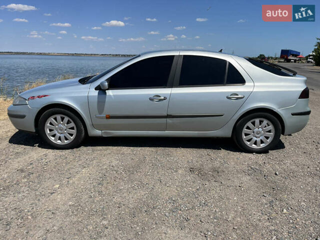 Серый Рено Лагуна, объемом двигателя 1.87 л и пробегом 400 тыс. км за 3500 $, фото 1 на Automoto.ua