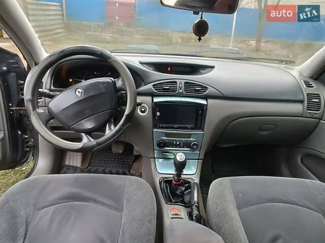 Серый Рено Лагуна, объемом двигателя 1.9 л и пробегом 300 тыс. км за 2750 $, фото 12 на Automoto.ua