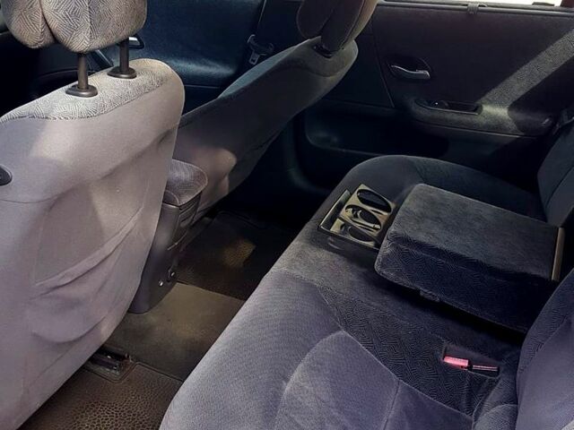 Серый Рено Лагуна, объемом двигателя 1.8 л и пробегом 300 тыс. км за 4150 $, фото 7 на Automoto.ua