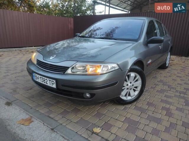 Серый Рено Лагуна, объемом двигателя 1.78 л и пробегом 218 тыс. км за 2999 $, фото 1 на Automoto.ua
