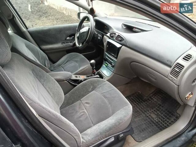 Серый Рено Лагуна, объемом двигателя 1.9 л и пробегом 300 тыс. км за 2750 $, фото 15 на Automoto.ua
