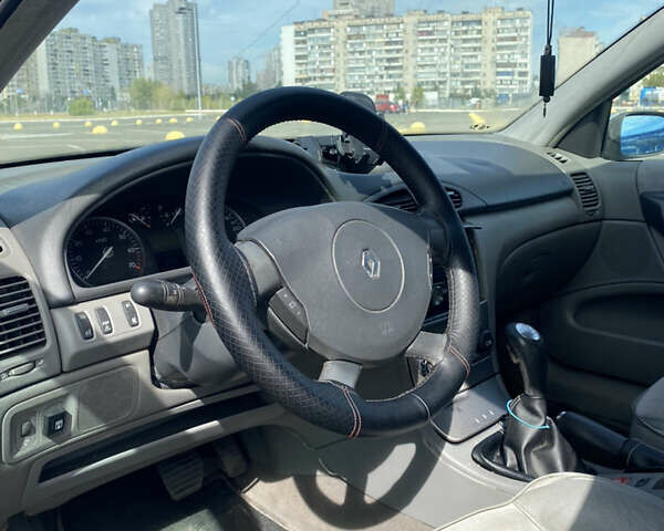 Серый Рено Лагуна, объемом двигателя 2 л и пробегом 320 тыс. км за 2999 $, фото 8 на Automoto.ua