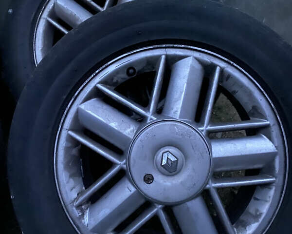 Сірий Рено Лагуна, об'ємом двигуна 1.9 л та пробігом 410 тис. км за 3800 $, фото 28 на Automoto.ua