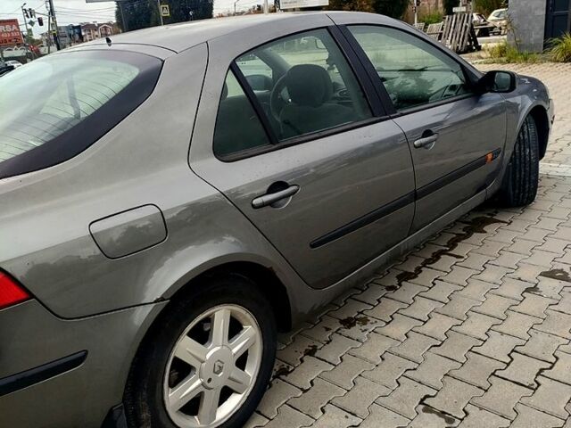 Сірий Рено Лагуна, об'ємом двигуна 1.8 л та пробігом 340 тис. км за 3200 $, фото 3 на Automoto.ua