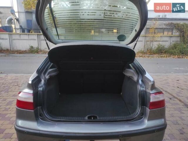 Серый Рено Лагуна, объемом двигателя 1.78 л и пробегом 218 тыс. км за 2999 $, фото 33 на Automoto.ua