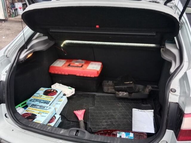 Серый Рено Лагуна, объемом двигателя 1.8 л и пробегом 310 тыс. км за 3800 $, фото 3 на Automoto.ua