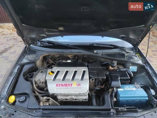Серый Рено Лагуна, объемом двигателя 1.78 л и пробегом 218 тыс. км за 2999 $, фото 35 на Automoto.ua