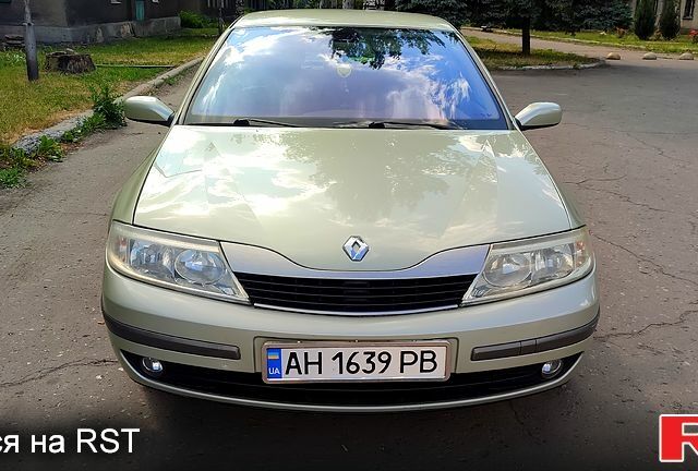 Серый Рено Лагуна, объемом двигателя 2 л и пробегом 195 тыс. км за 4600 $, фото 4 на Automoto.ua